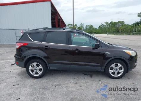 2013 Ford Escape Se z USA, uszkodzony, nr VIN 1FMCU0GXXDUC69380